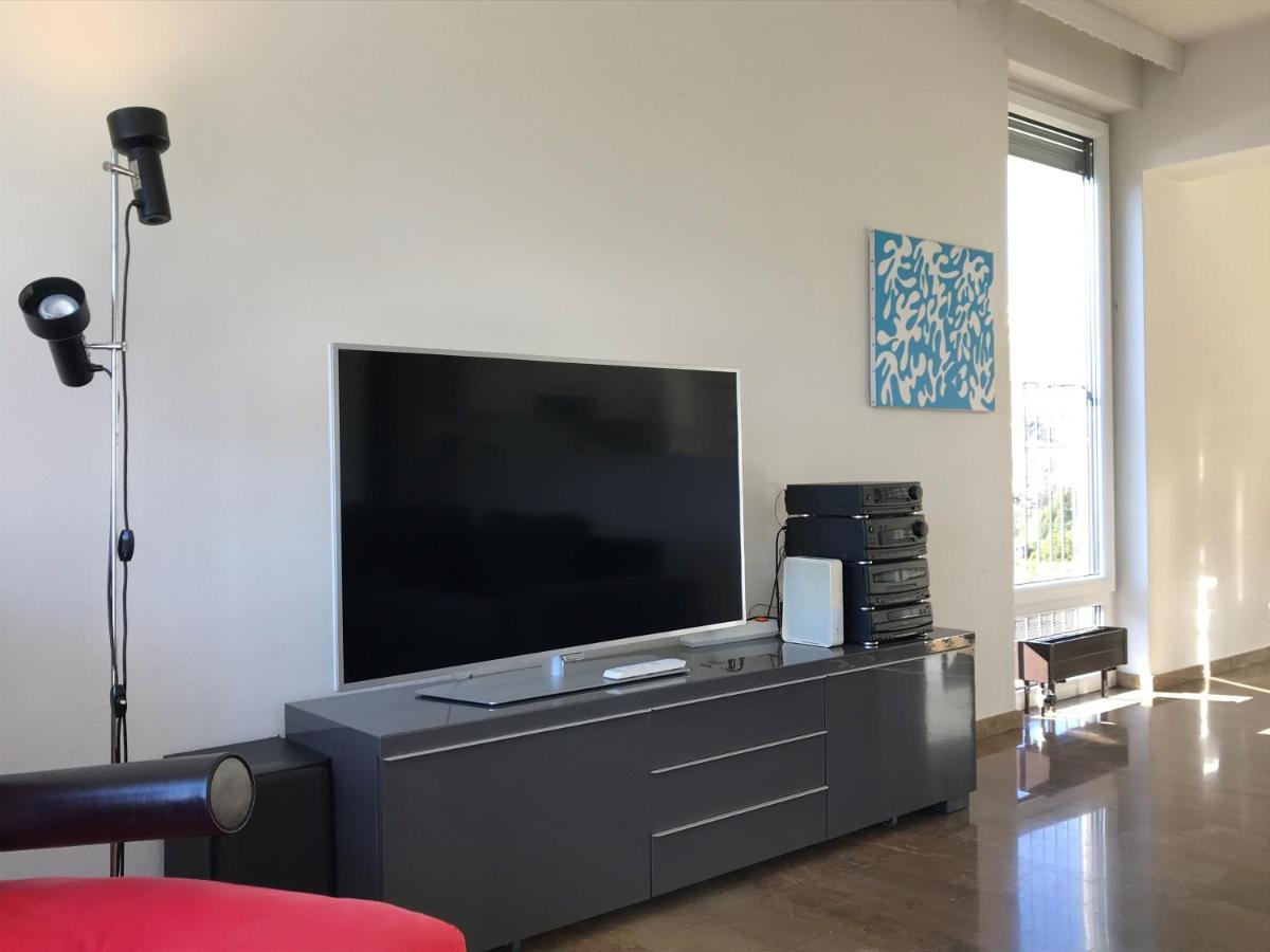 Lichtdurchflutete Ferienwohnung Mit Panorama-Sicht Und Schwimmbad/Sauna Muralto Eksteriør billede